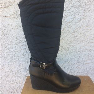 unisa wedge boots